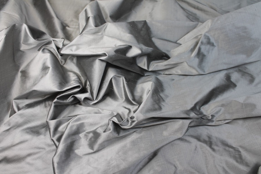 Silk Dupion - Silver Grey  B69 - 140cm wide fabric, image 2 of 6