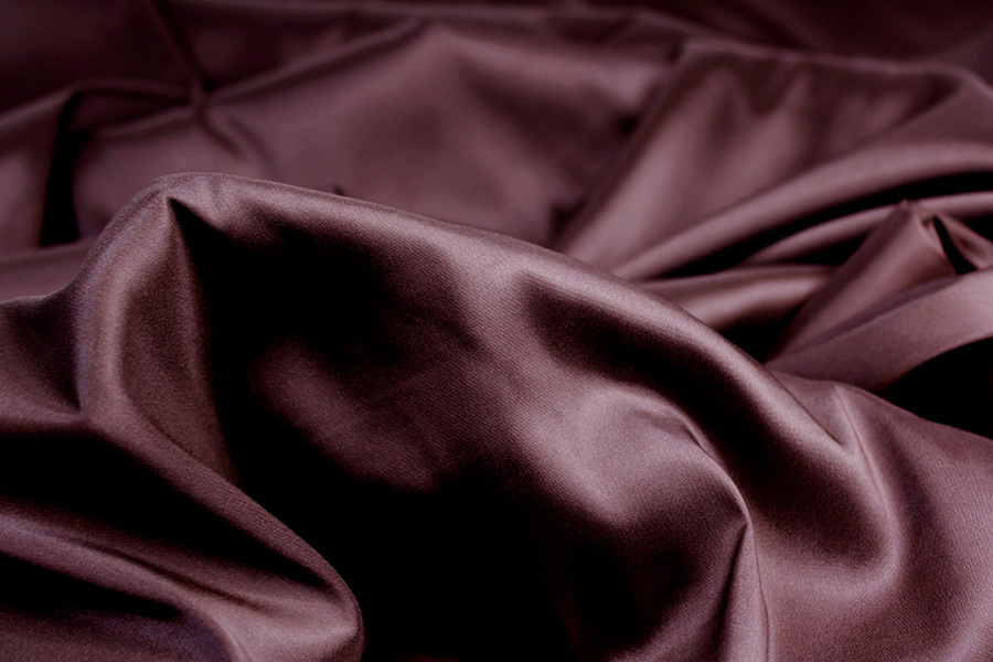Deep Plum Anti-Static Lining - 1.8m piece fabric, image 3 of 4
