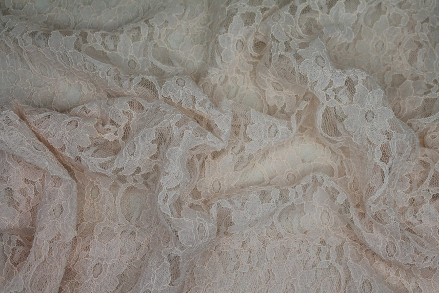 Corded Lace - Blush - 0.3m Piece fabric, image 7 of 8