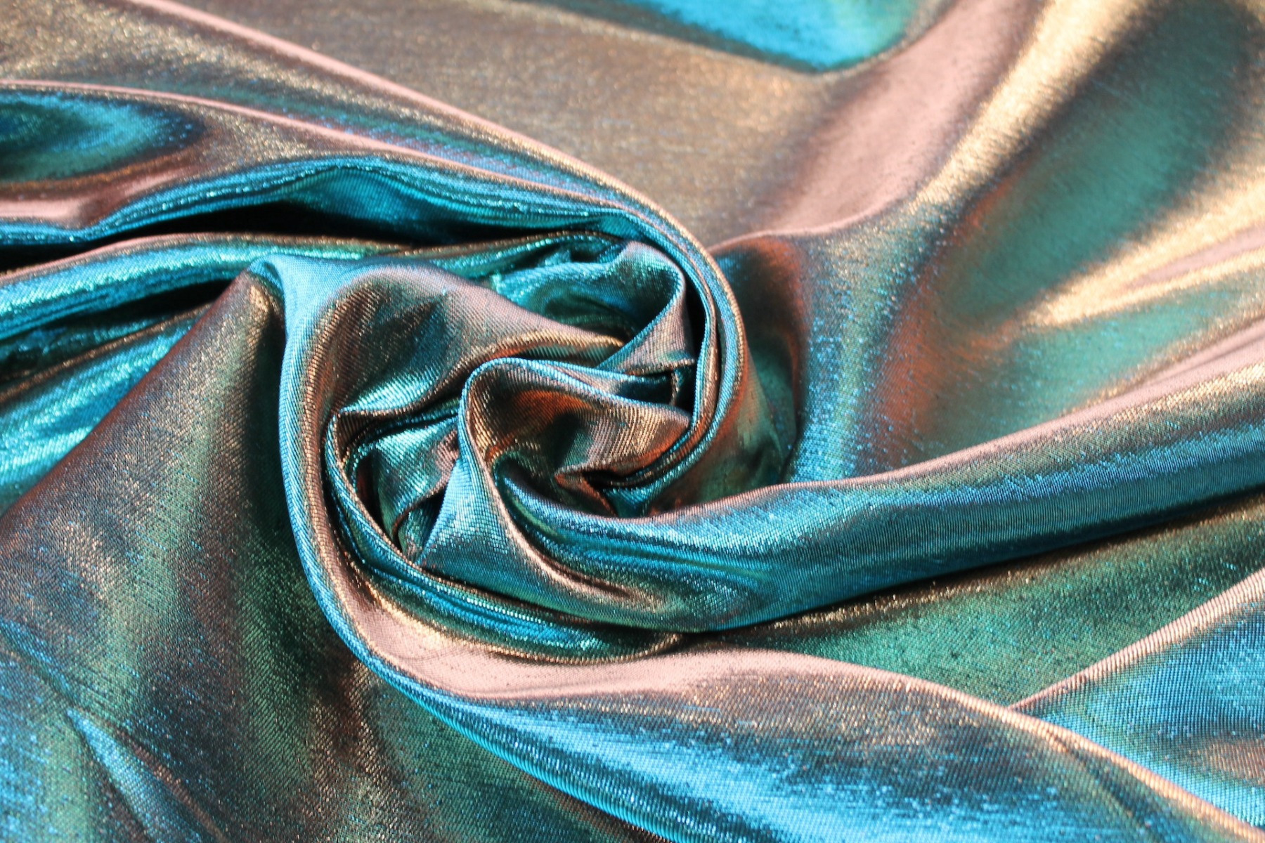 Colour Changing Turquoise and Gold Lurex Backed Duchesse Satin fabric, image 3 of 7