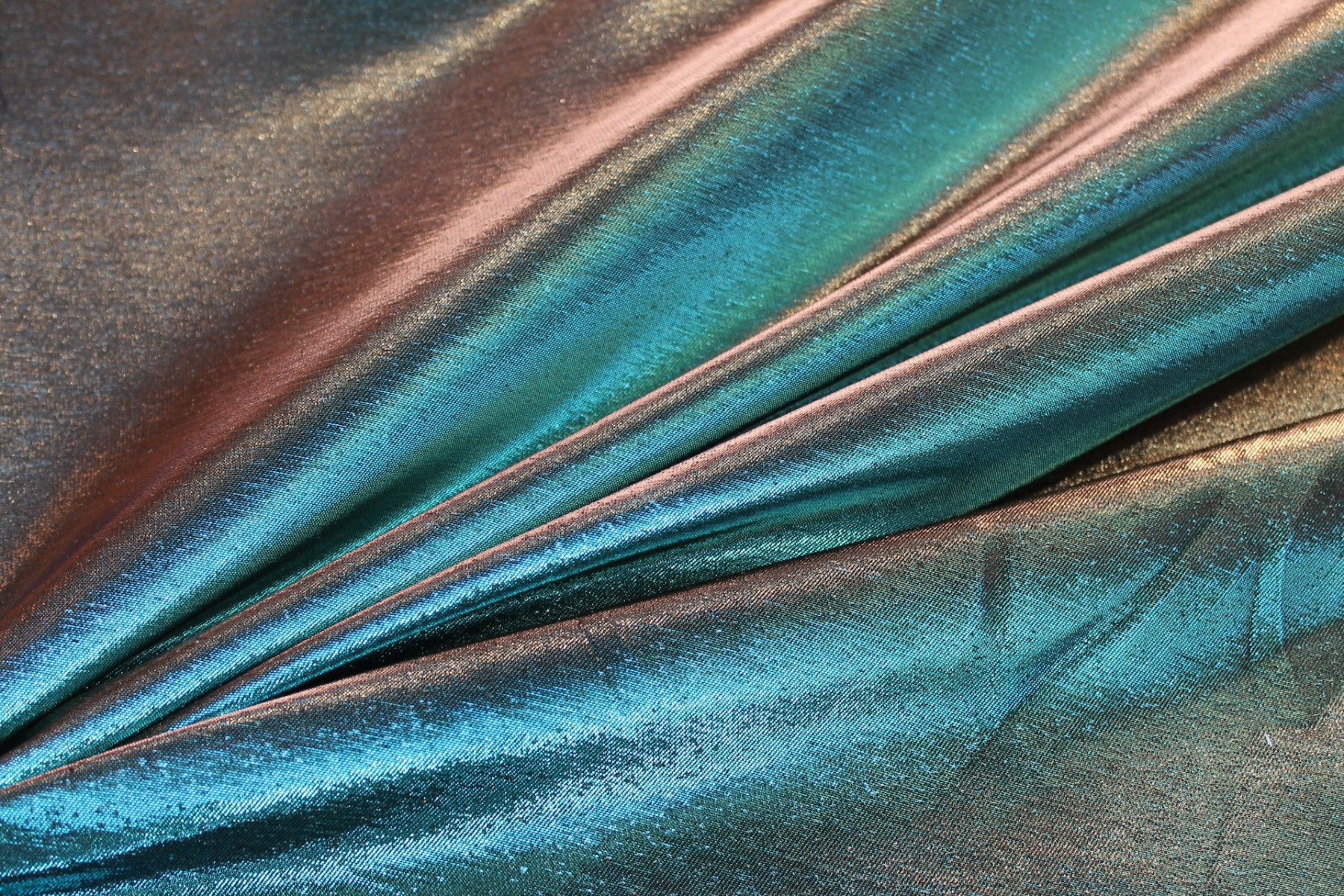 Colour Changing Turquoise and Gold Lurex Backed Duchesse Satin fabric, image 4 of 7