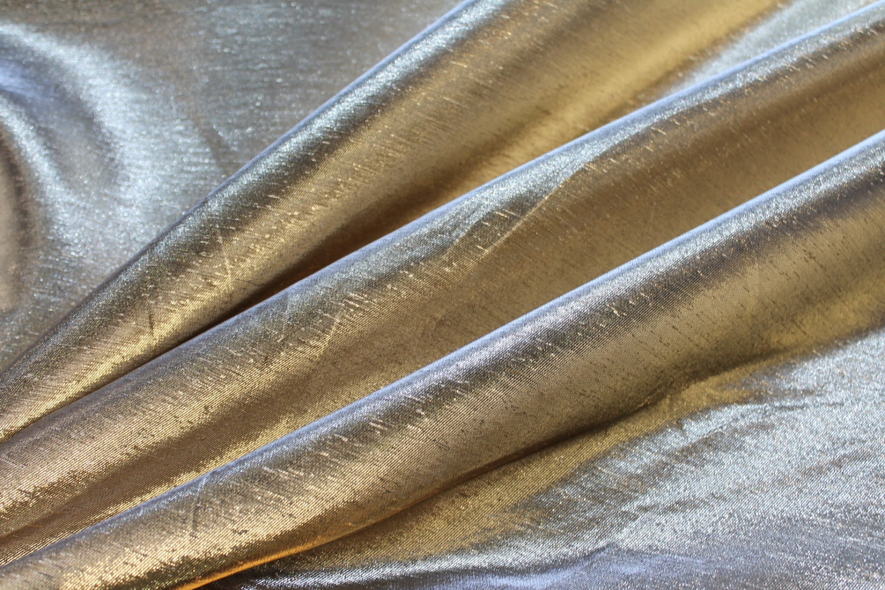 Colour Changing Silver and Gold Lurex Backed Duchesse Satin fabric, image 3 of 7