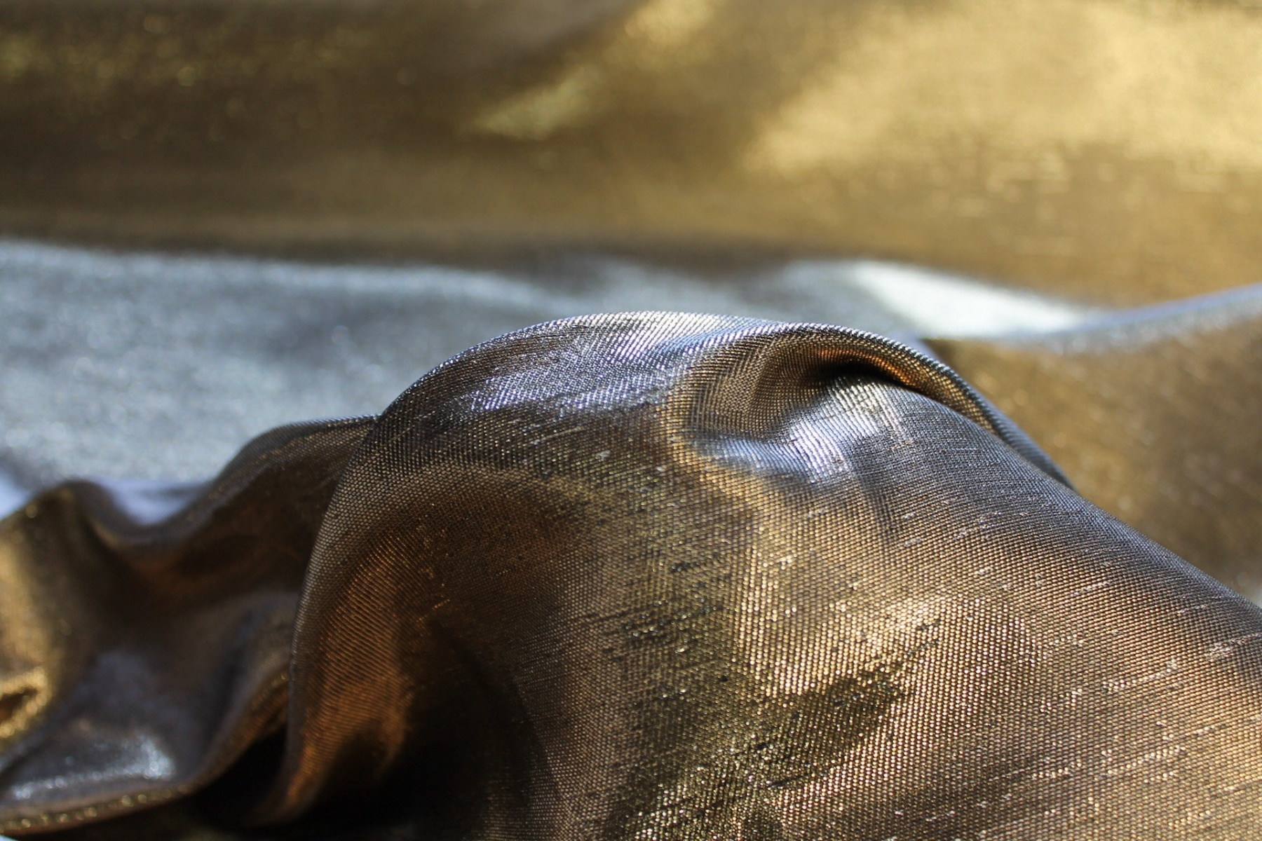 Colour Changing Silver and Gold Lurex Backed Duchesse Satin fabric, image 4 of 7