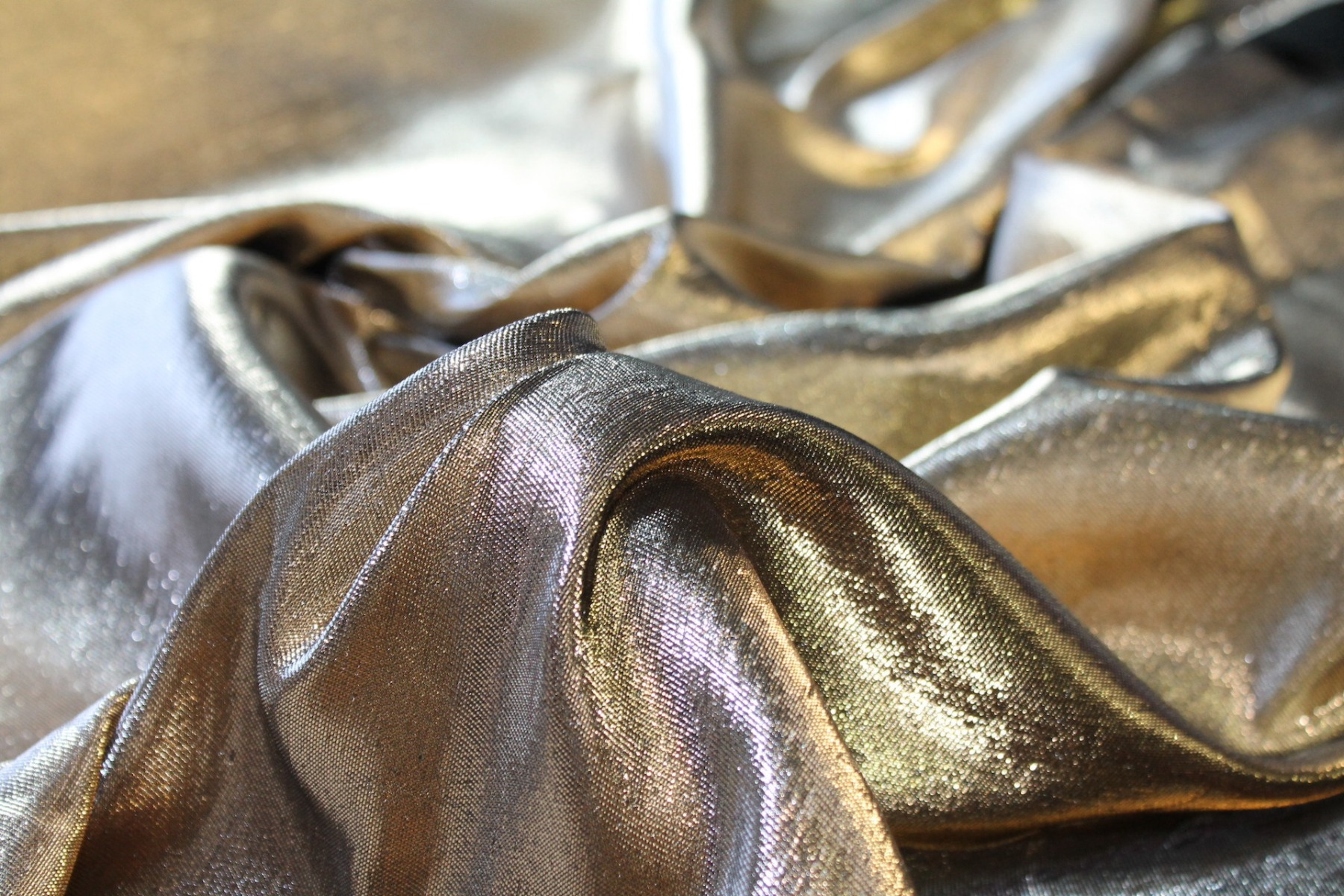 Colour Changing Silver and Gold Lurex Backed Duchesse Satin fabric, image 6 of 7