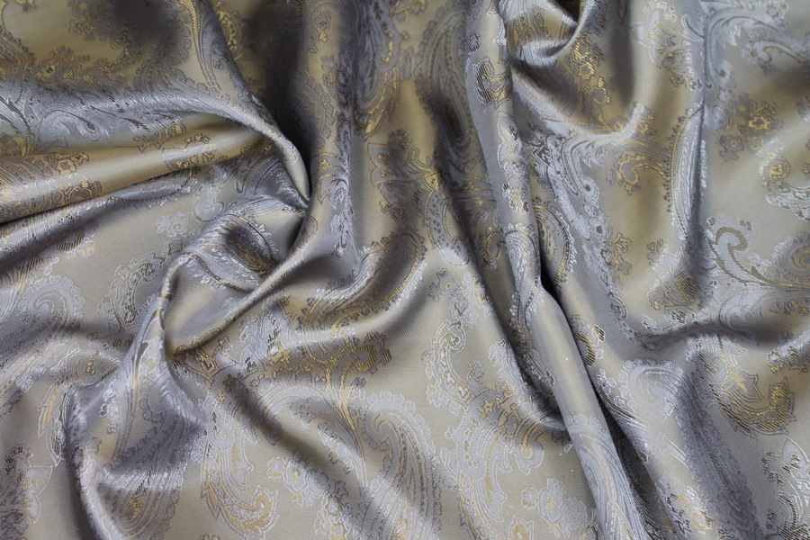 Paisley Patterned Anti-Static Lining - Gold fabric, image 5 of 7
