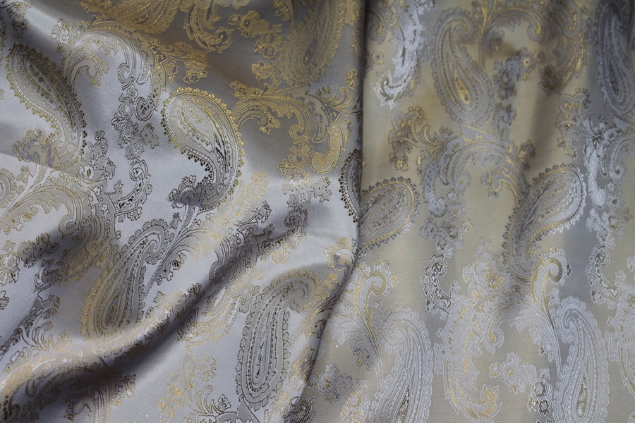 Paisley Patterned Anti-Static Lining - Gold fabric, image 7 of 7