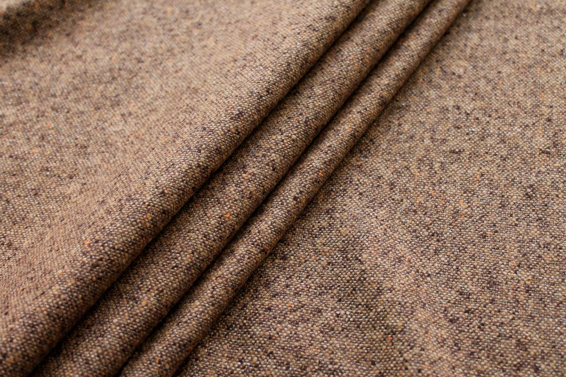 Silk and Wool Mix Tweed - Camel / Brown fabric