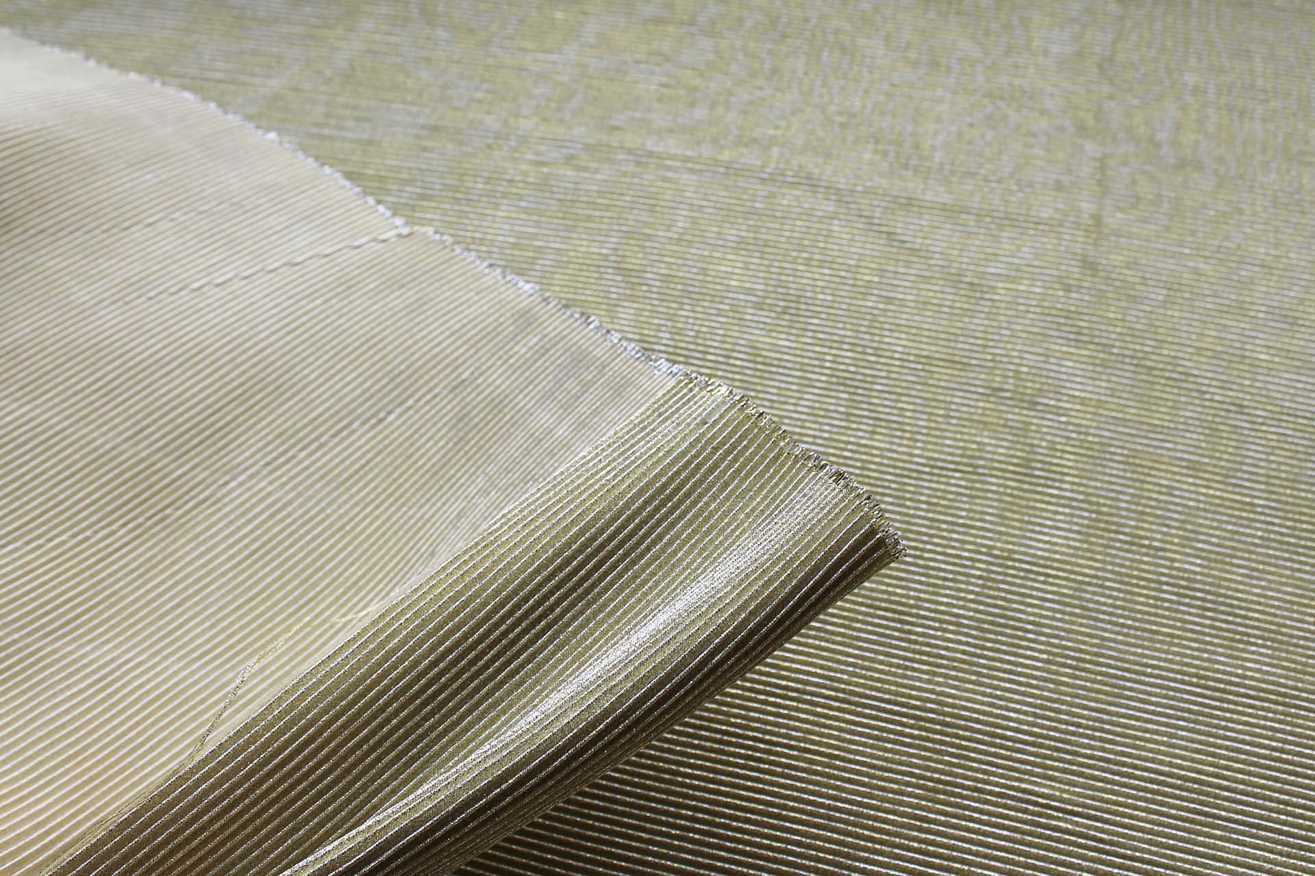 Pleated Lurex Lamé - Gold fabric