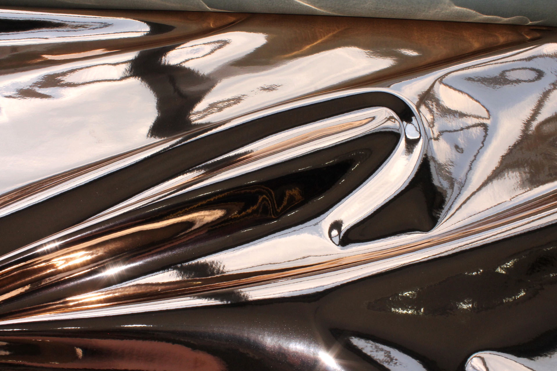 Mirror Finish Leatherette - Rose Gold fabric, image 3 of 4