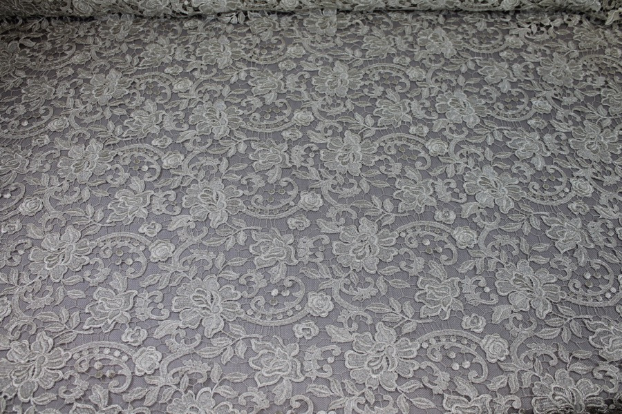 Guipure Lace - Floral Corded - Pale Gold fabric, image 2 of 9