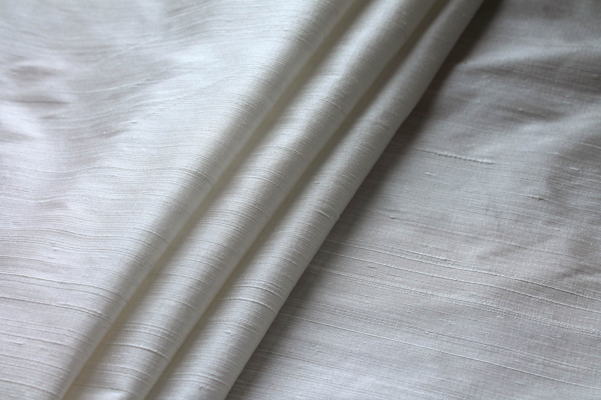 Lightly Textured Silk Dupion - Ivory fabric