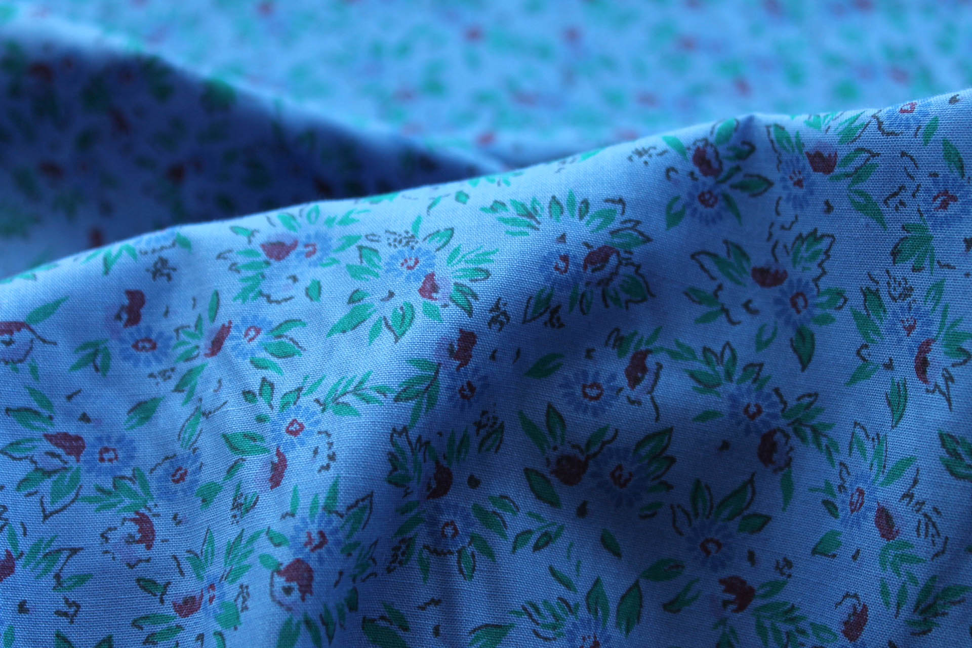 Vintage Printed Cotton - Green, Red and Blue on Mid Blue fabric, image 5 of 5