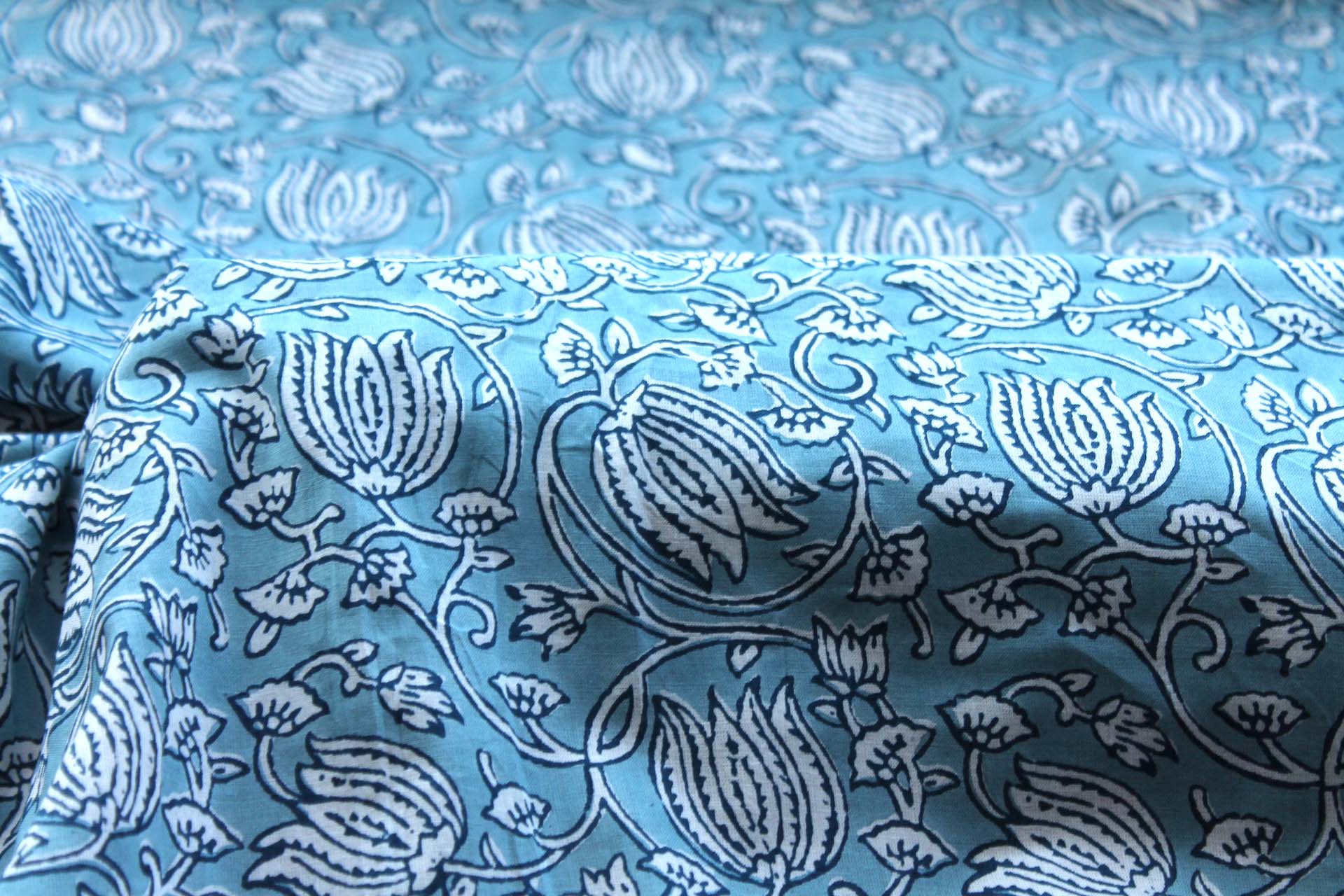 Printed Cotton Lawn - White and Navy Floral on Ocean Blue fabric, image 5 of 5