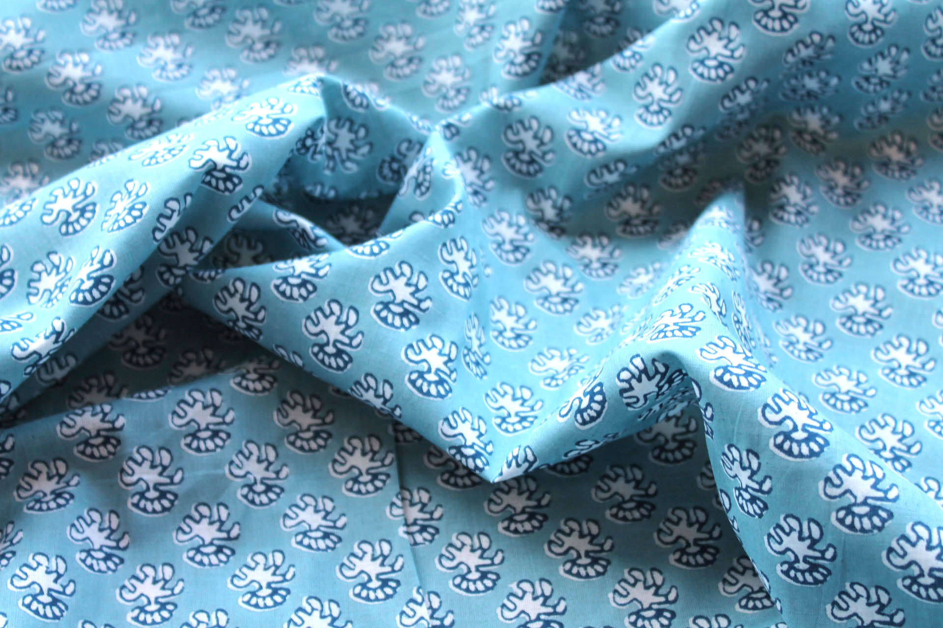 Printed Cotton Lawn - Off White and Dark Blue on Pale Blue fabric, image 4 of 5