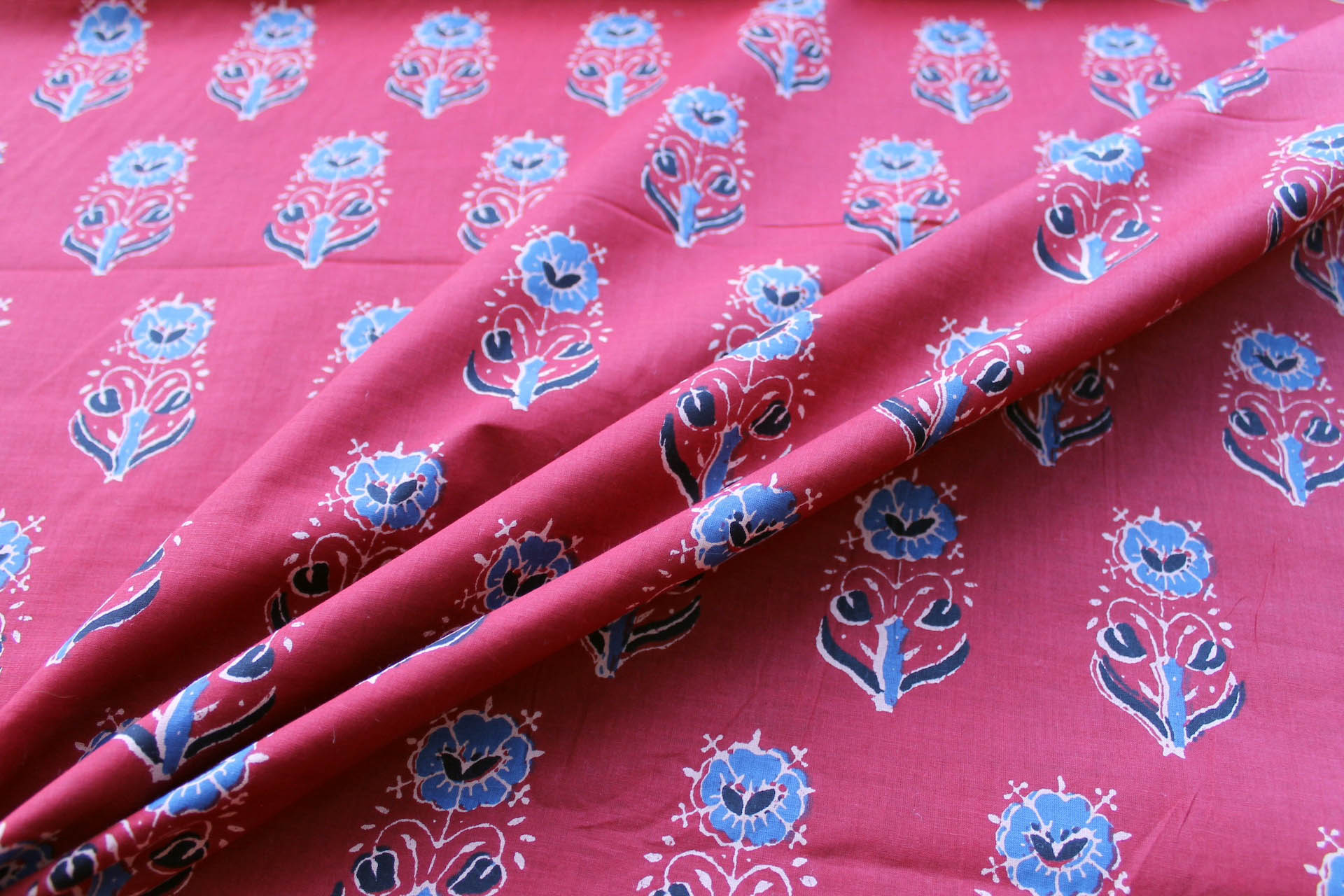 Printed Cotton Lawn - Blue, Navy and Beige on Dark Red fabric, image 3 of 5