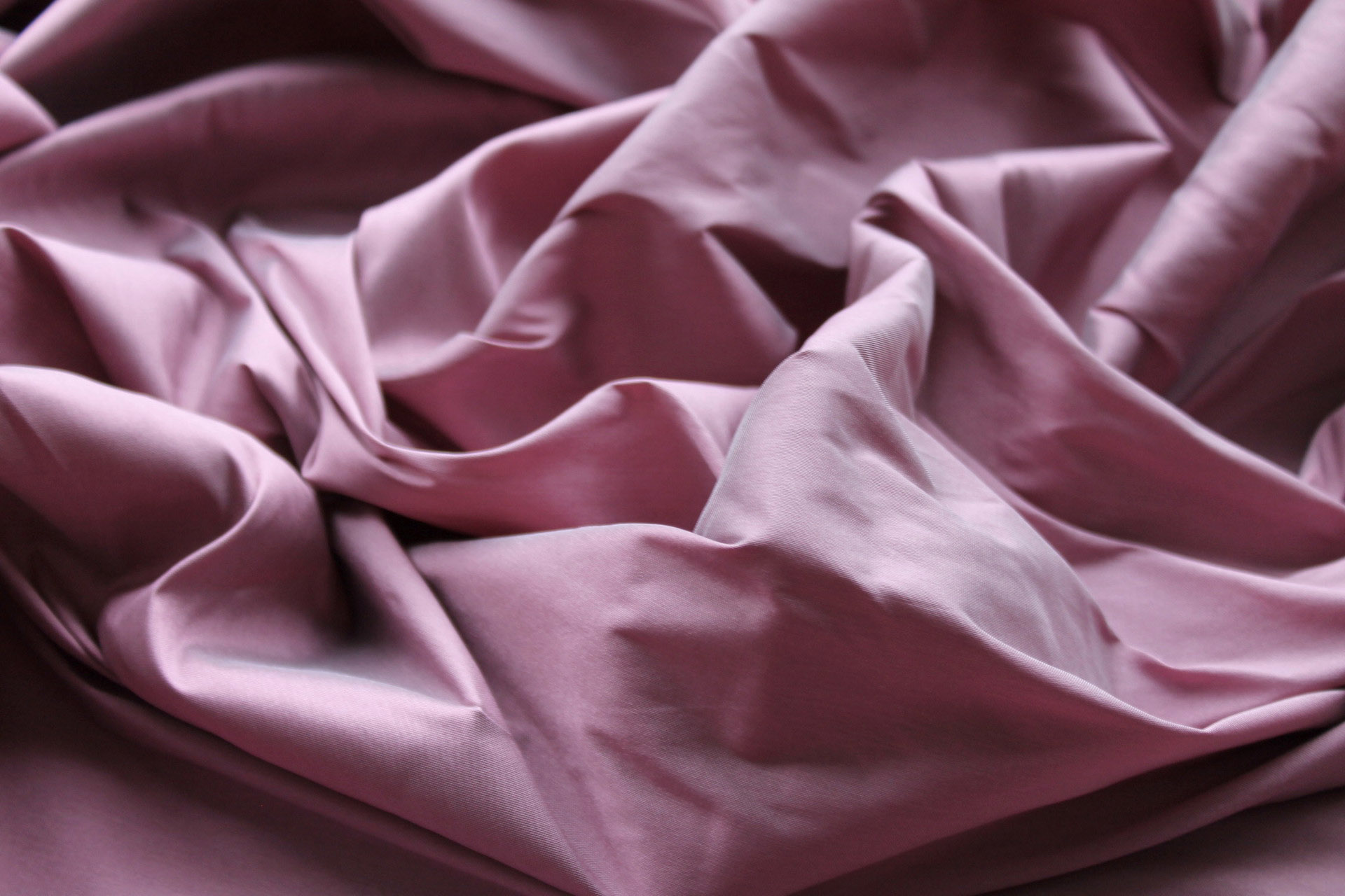 Poly Taffeta - Mauve fabric, image 4 of 5