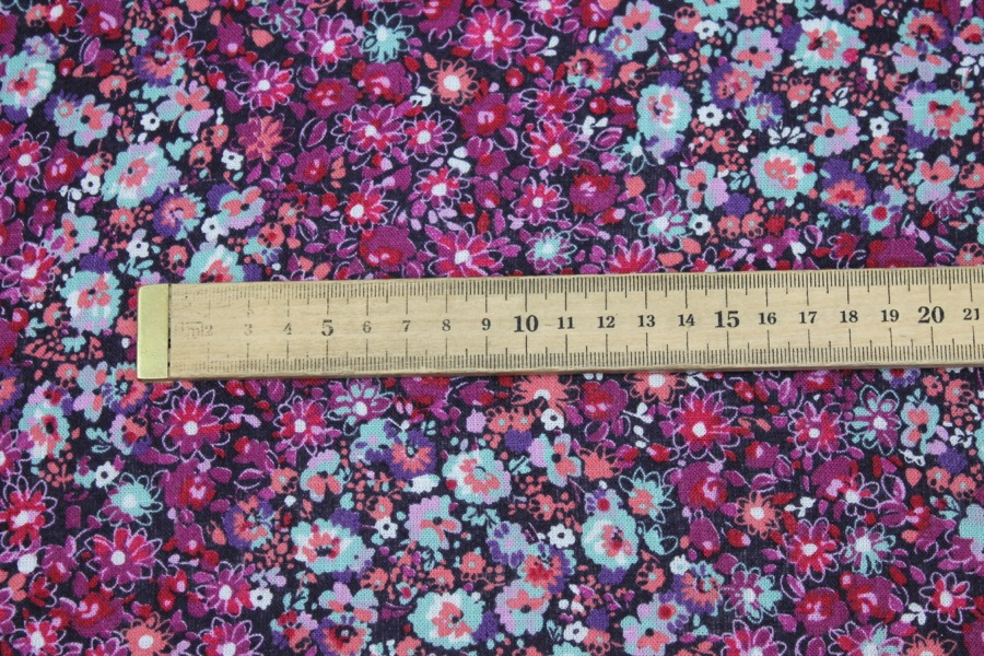 Floral Printed Lightweight Viscose Linen Blend - Pinks fabric, image 5 of 6