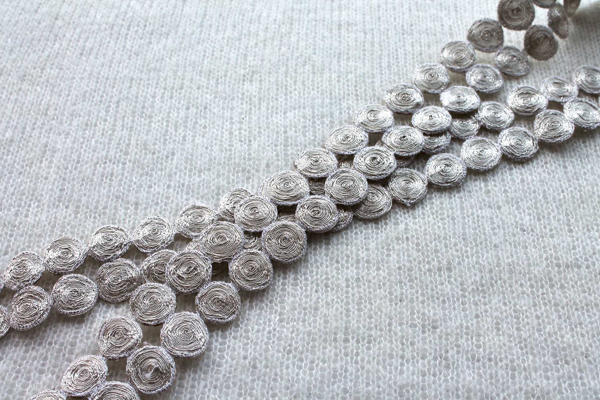 Metallic Circle Embroidery Trim in Silver Thread, image 2 of 4