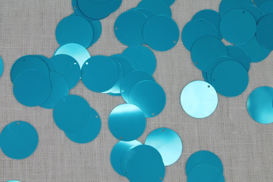 Turquoise Blue Large Round Sequin - Bag of 31g trim, image 5 of 6