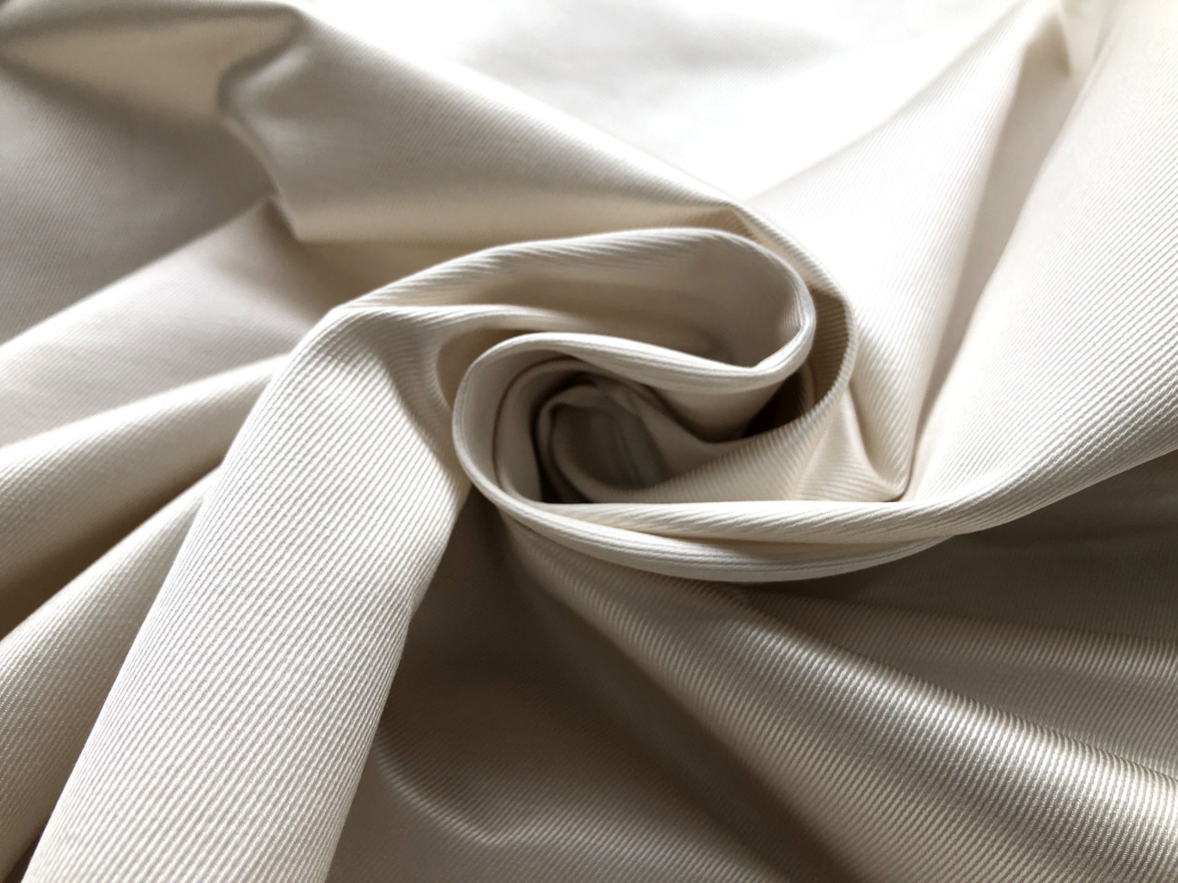 Silk and Cotton Twill - Ivory fabric