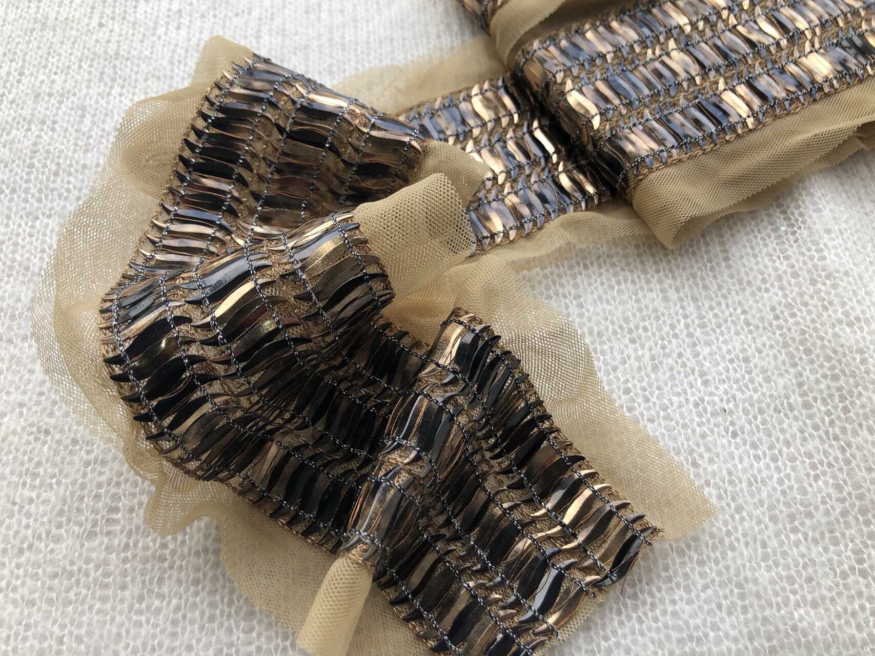 S-Shaped Sequin Trim - Triple Antique Gold, image 4 of 4