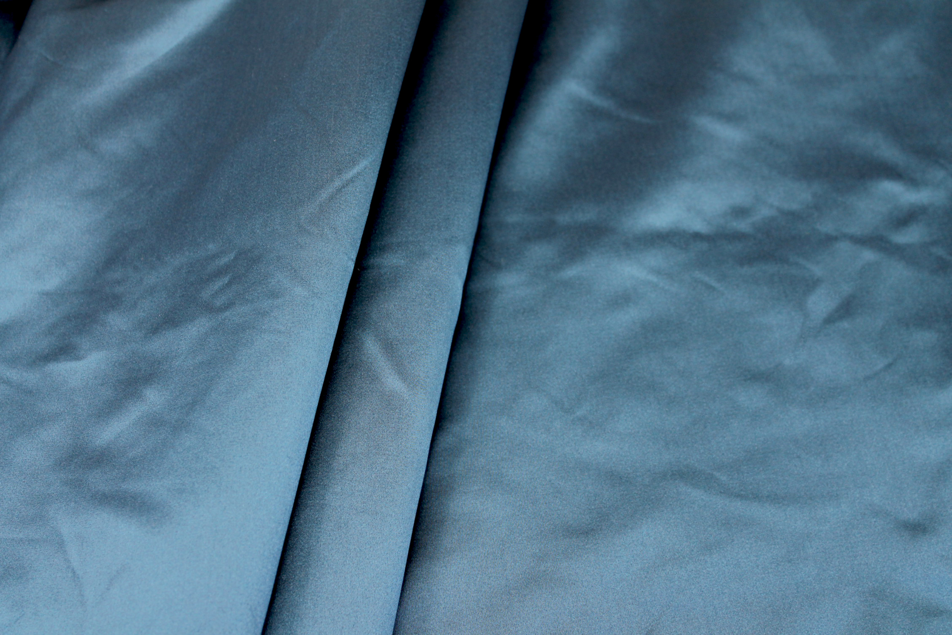Two Tone Silk Duchesse Satin - Teal/Black fabric, image 3 of 4