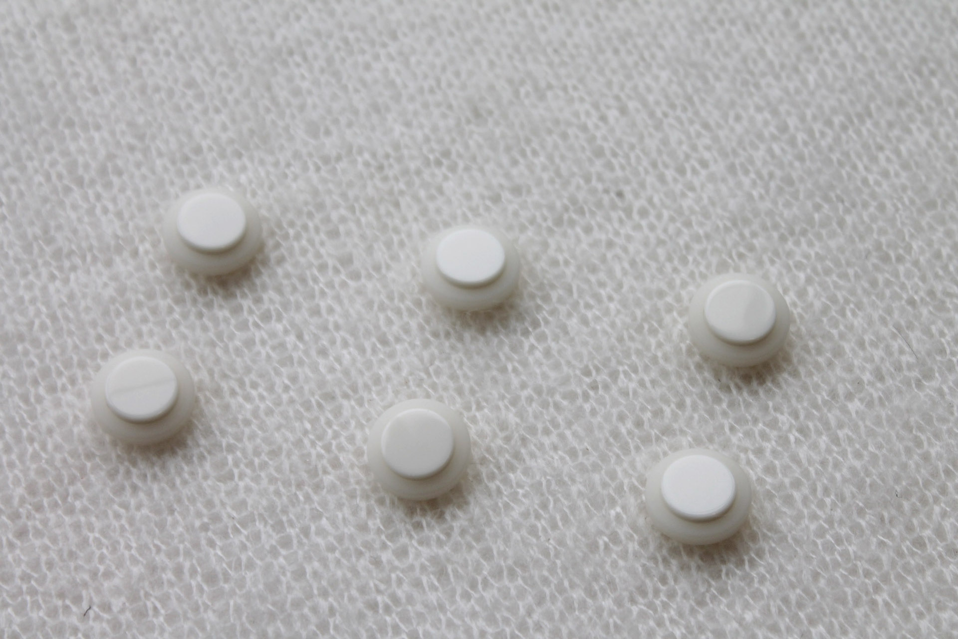 Ivory Round Resin Button - 1.5cm