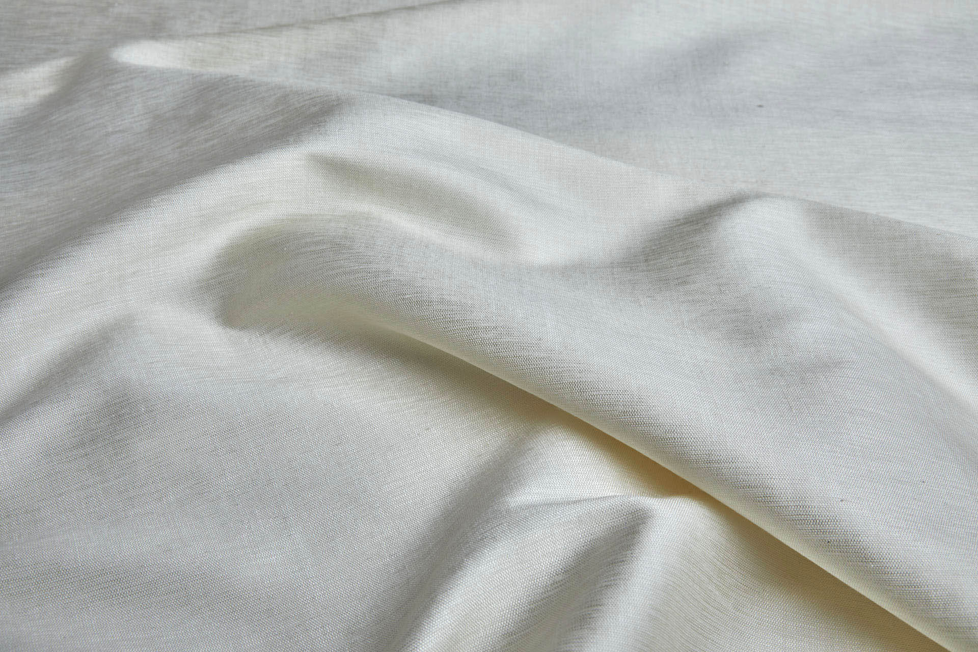 Ivory Textured Raw Silk Viscose Tassar fabric, image 5 of 6