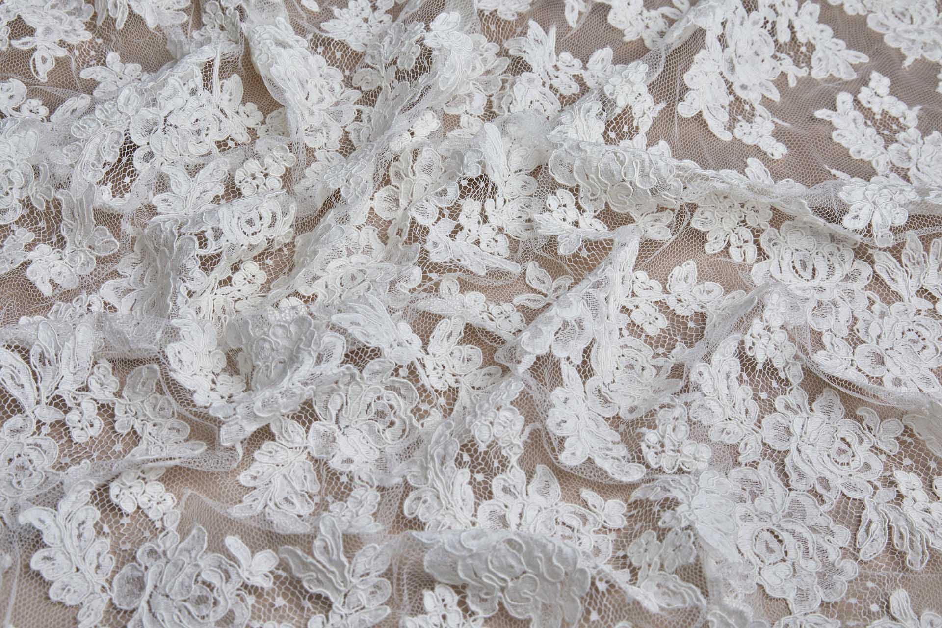 Corded Floral Lace - Ivory - Double Scallop fabric, image 6 of 11
