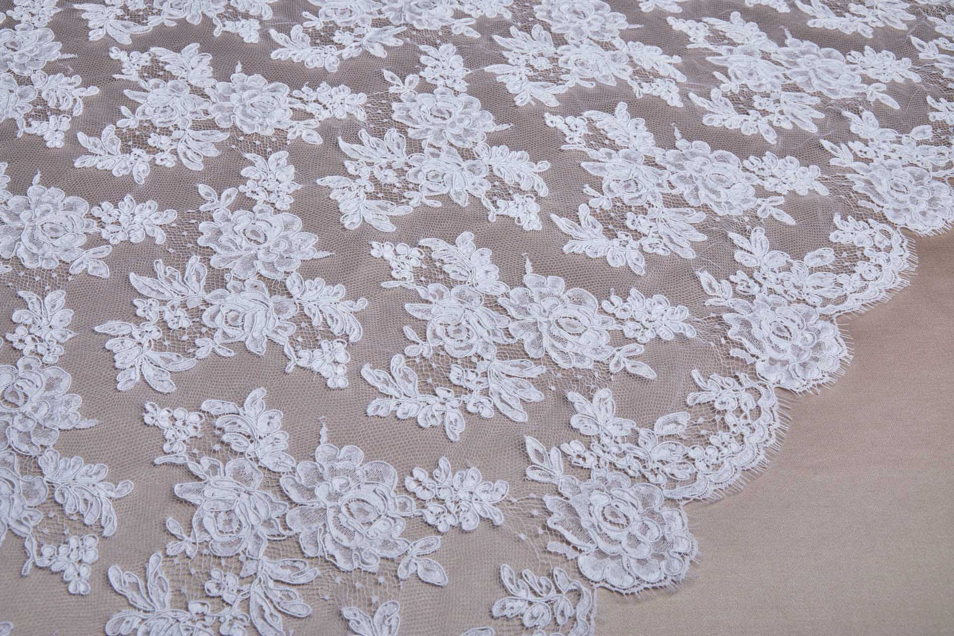 Corded Floral Lace - White - Double Scallop fabric