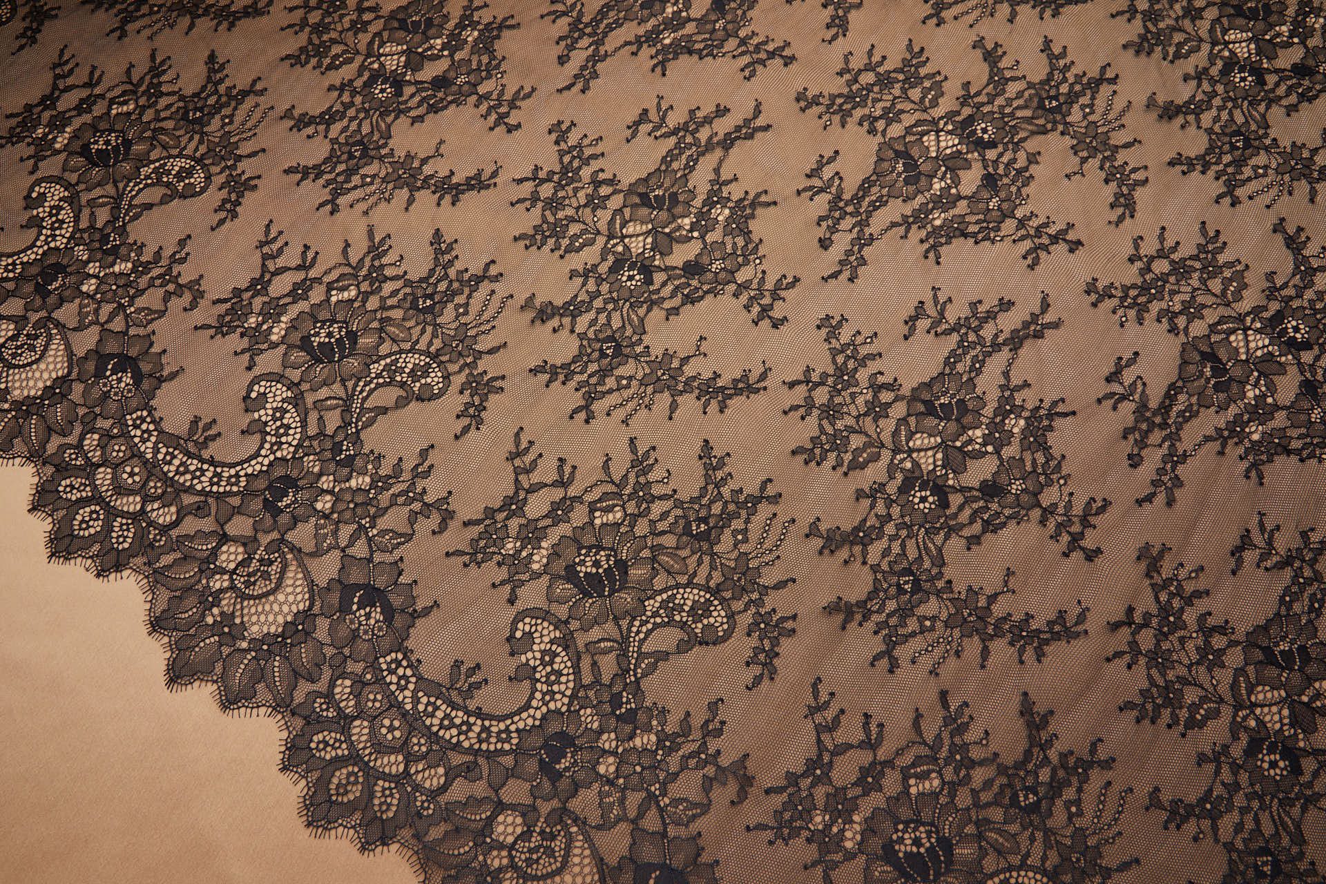 Chantilly Lace - Black Double Scallop fabric, image 7 of 8
