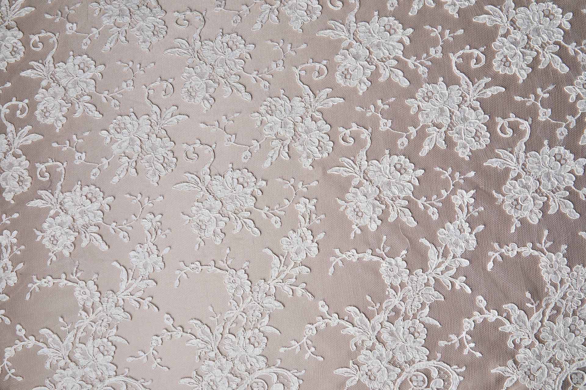 Corded Leavers Lace - Scroll Border - Ivory Double Scallop fabric, image 15 of 16