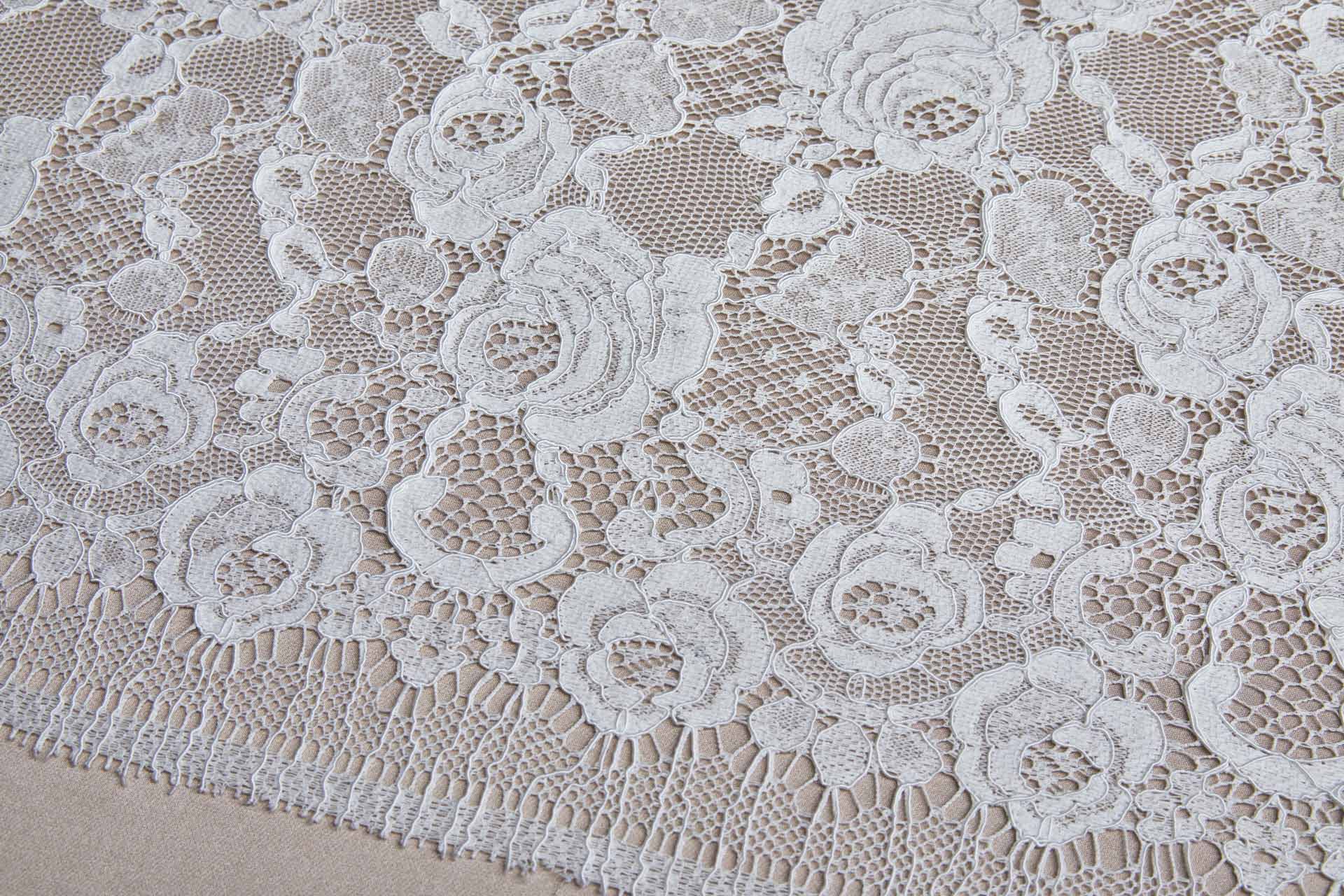French Corded Leavers Lace with Roses - Ivory fabric, image 3 of 9