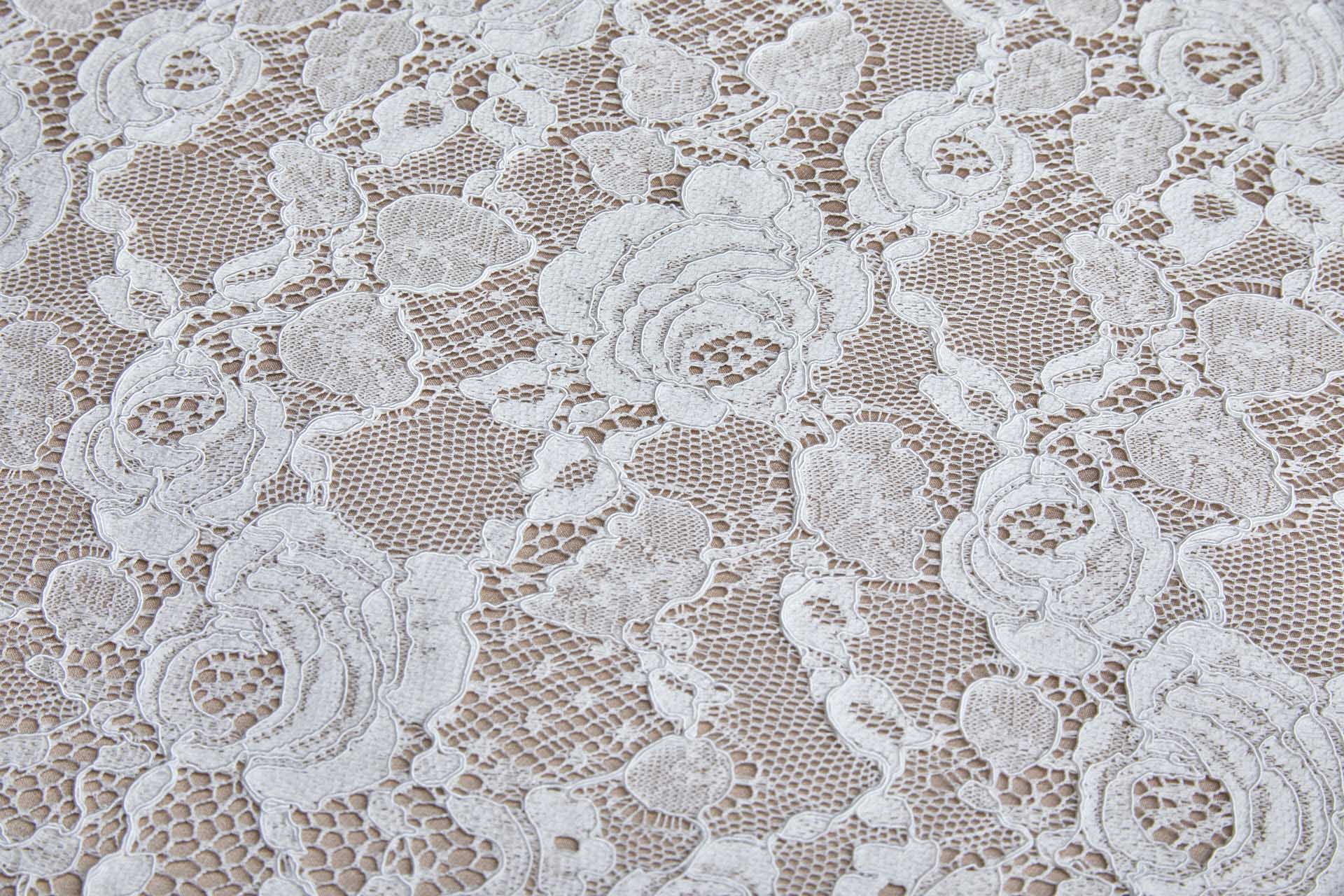 French Corded Leavers Lace with Roses - Ivory fabric, image 4 of 9