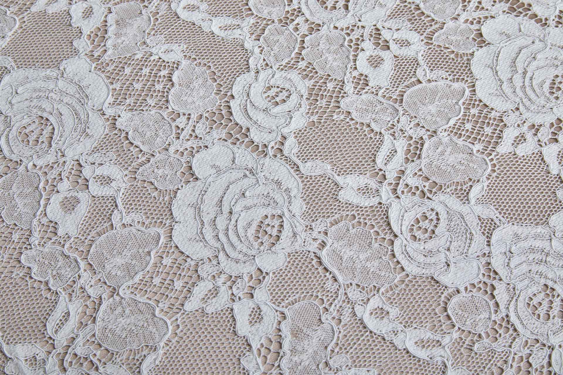 French Corded Leavers Lace with Roses - Ivory fabric, image 9 of 9