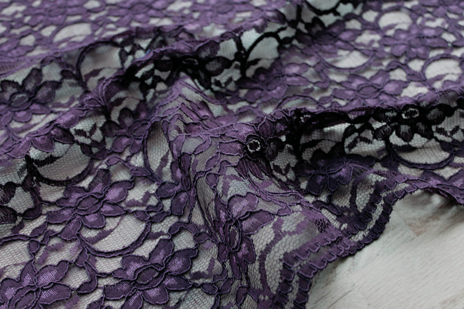 Corded Lace - Purple - 1.4m Piece fabric, image 2 of 3