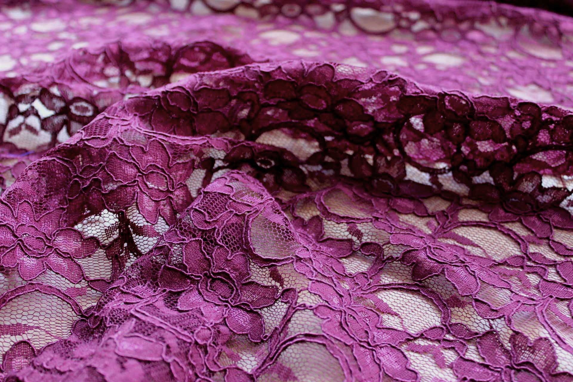 Corded Lace - Wine - 0.3m Piece, image 3 of 5