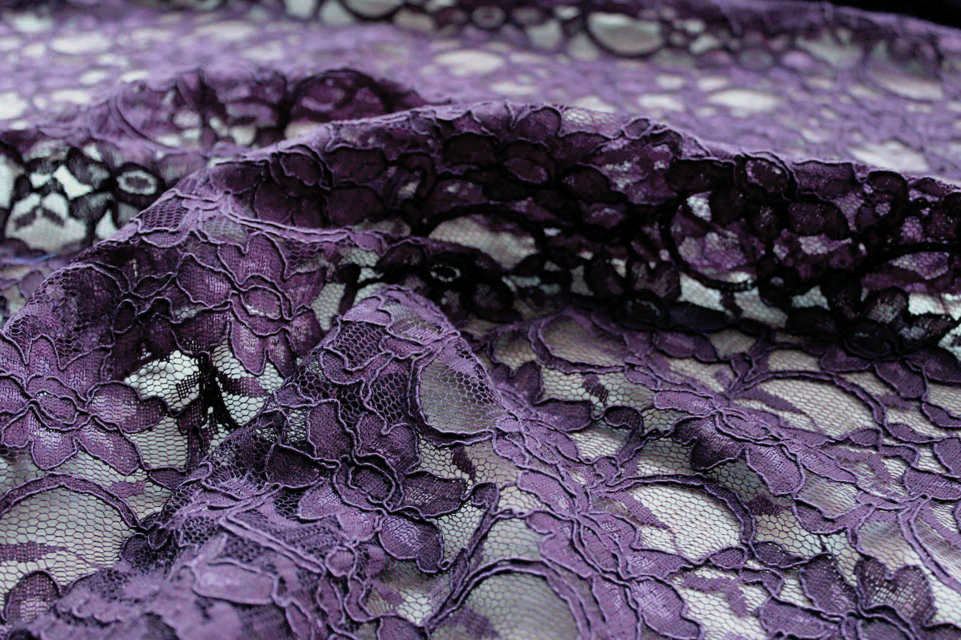 Corded Lace - Purple - 1.4m Piece fabric, image 3 of 3