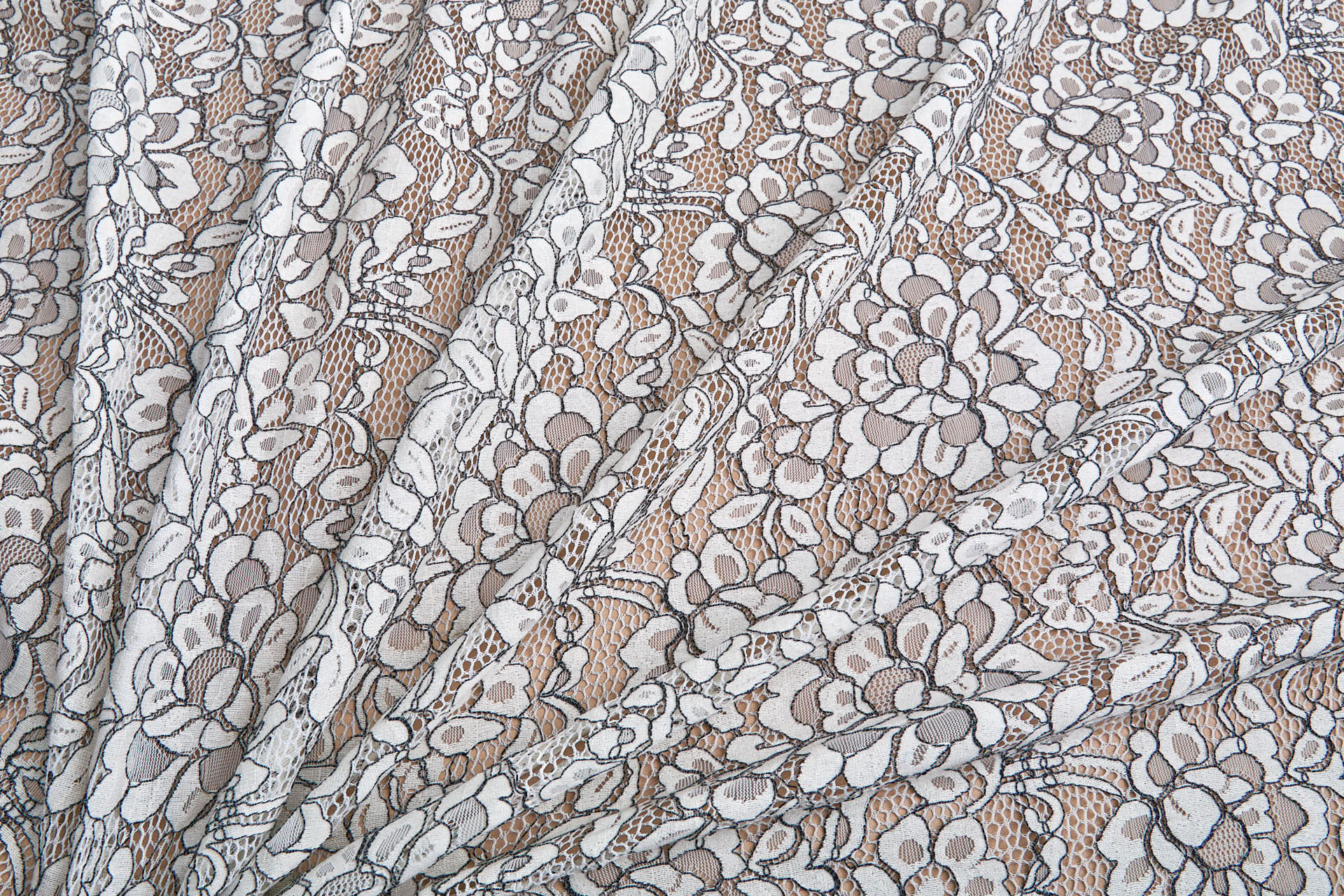 Cream Leavers Lace w/Black Cording - Double Scallop fabric, image 3 of 8