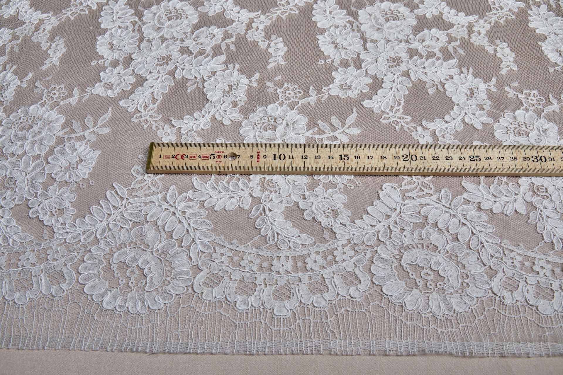 French Corded Leavers Lace with Posies and Leaves - Ivory fabric, image 2 of 9