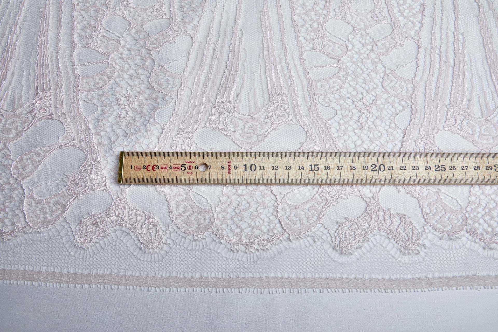 Pale Pink "Trumpet" Scallop Lace - 1.1m Piece fabric, image 2 of 9