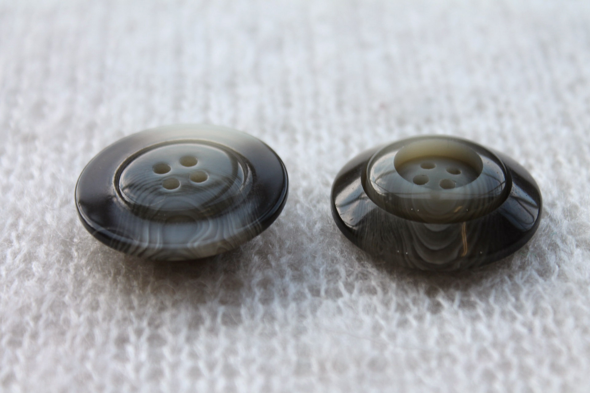 Marbled Grey Resin Button - 1.7cm, image 3 of 4