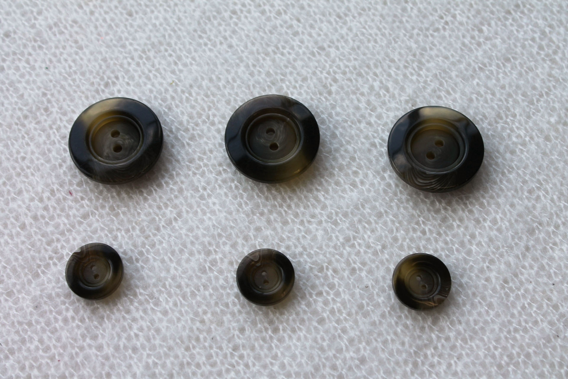 Marbled Olive and Black Nylon Button - 1.7cm, image 2 of 4