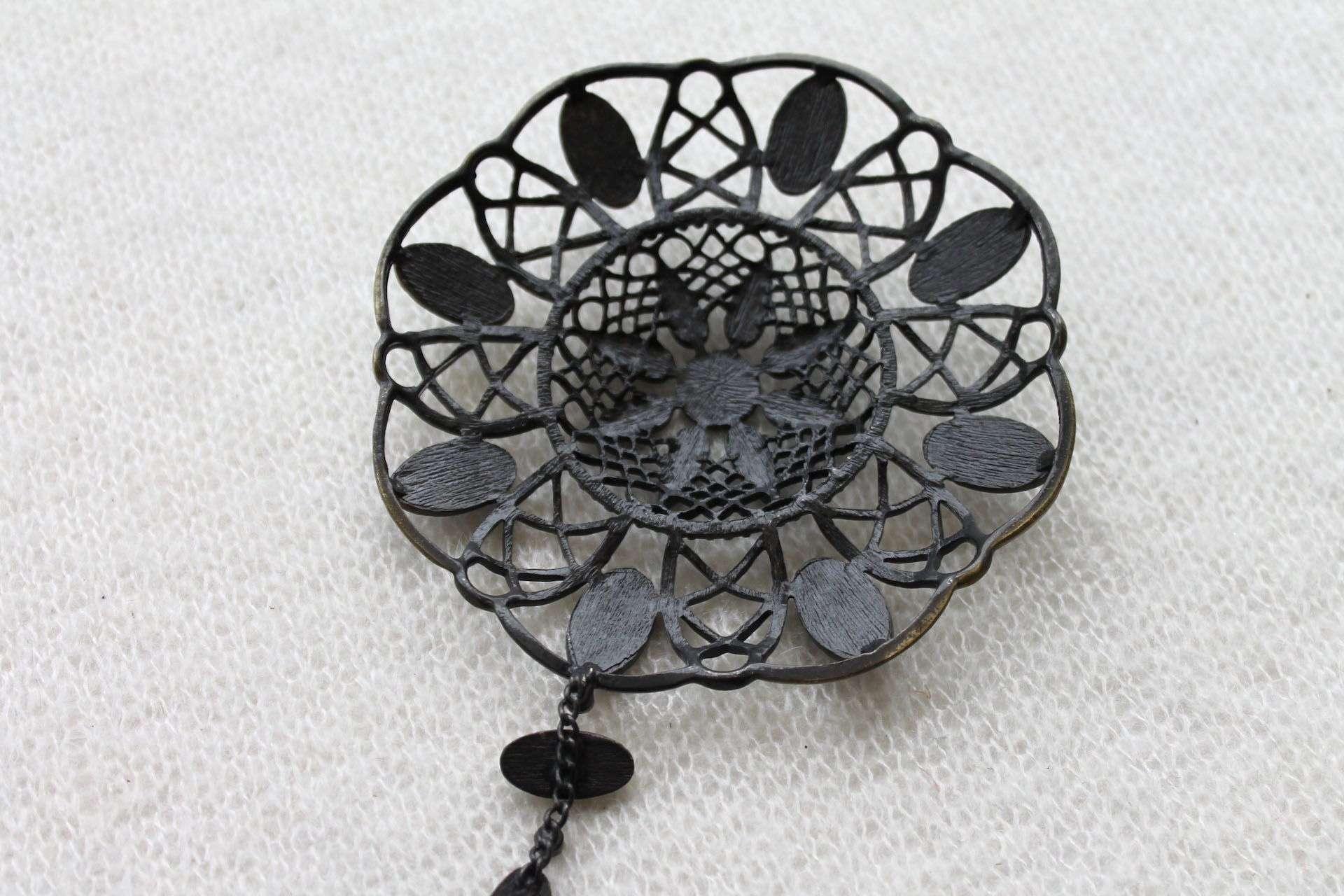 Decorative Metal and Enamel Ornament trim, image 5 of 6