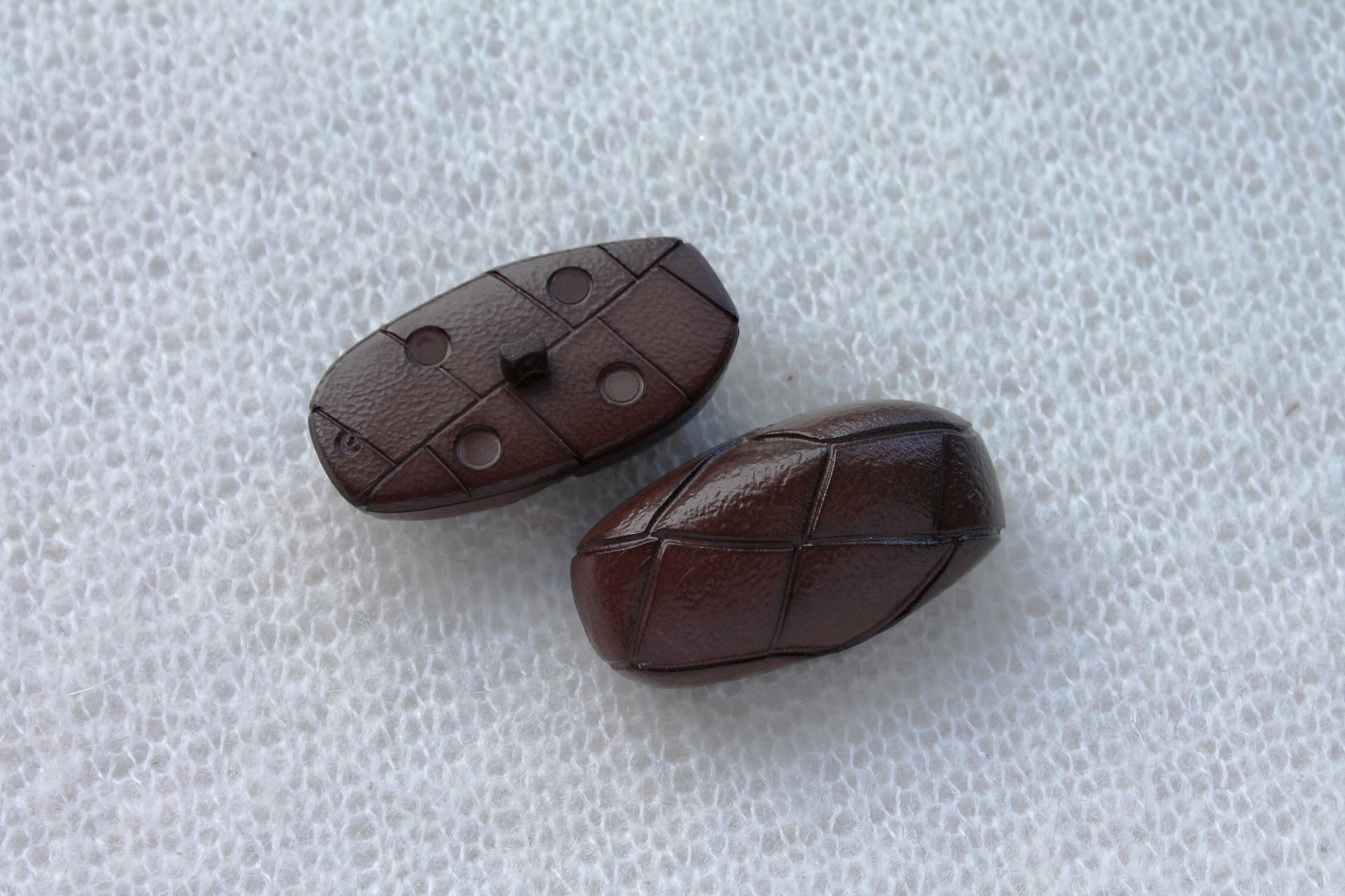 Set of 6 Oval Brown Leather Look Toggle Buttons, image 3 of 4