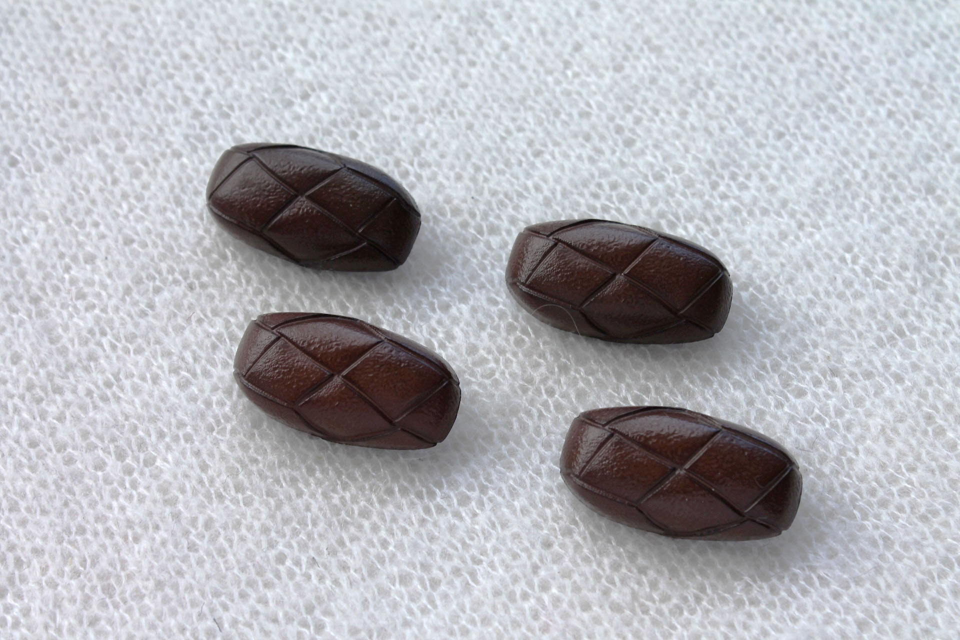 Set of 4 Oval Brown Leather Look Toggle Buttons