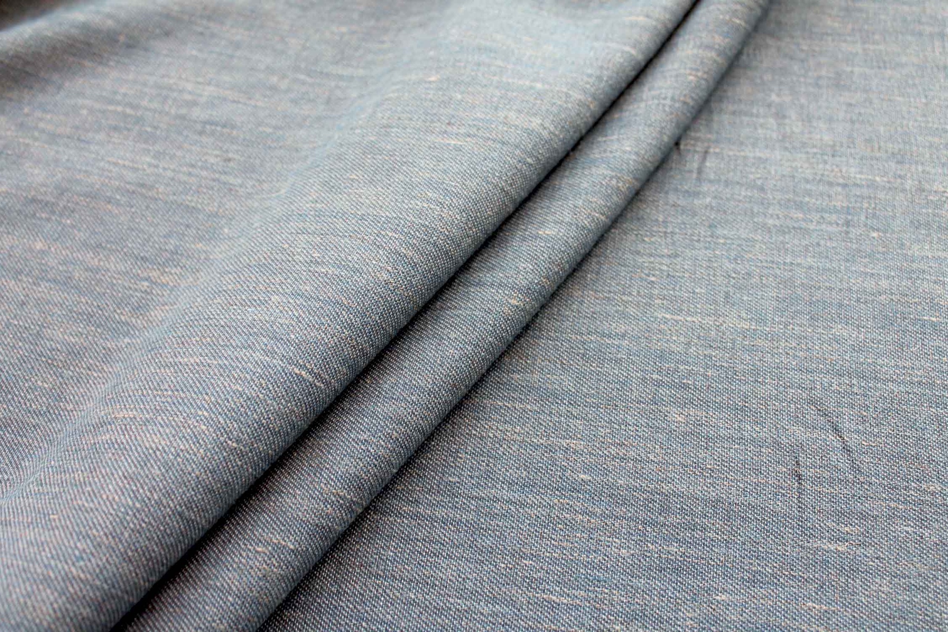 Reversible Linen Twill Weave "Denim" in Mid Blue / Light Brown fabric, image 3 of 8