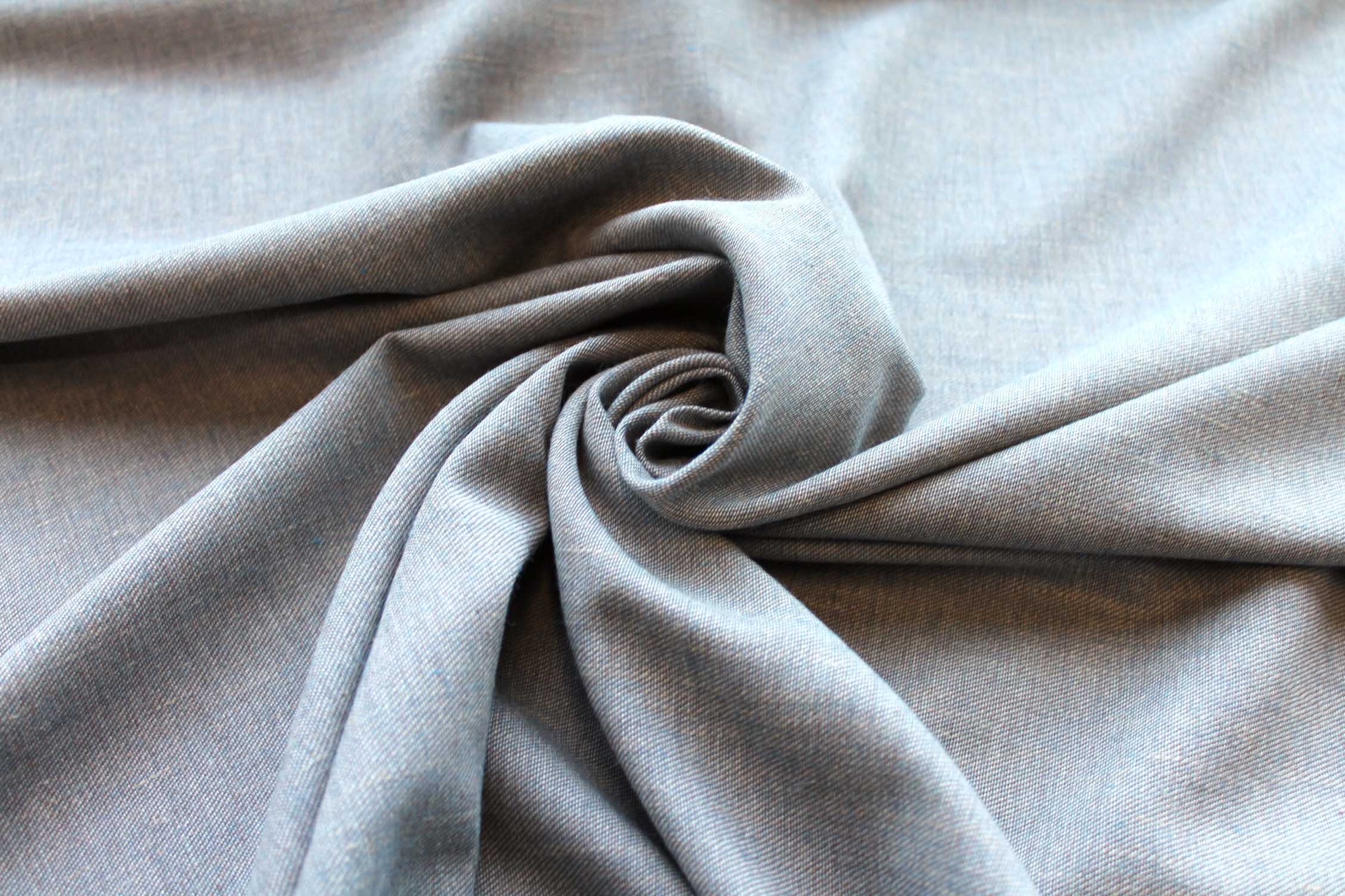 Reversible Linen Twill Weave "Denim" in Mid Blue / Light Brown fabric, image 5 of 8