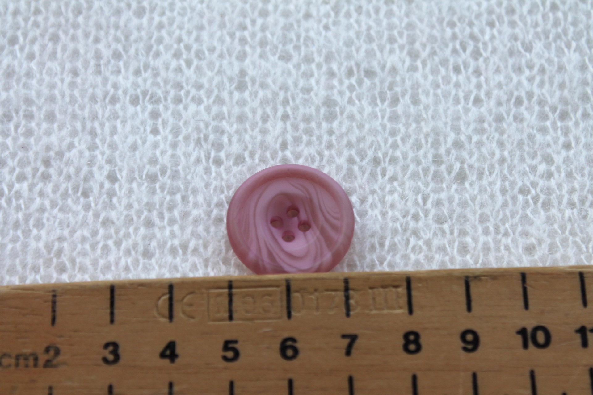 Round Dusty Rose "Faux Horn" Button - 2.2cm, image 4 of 4