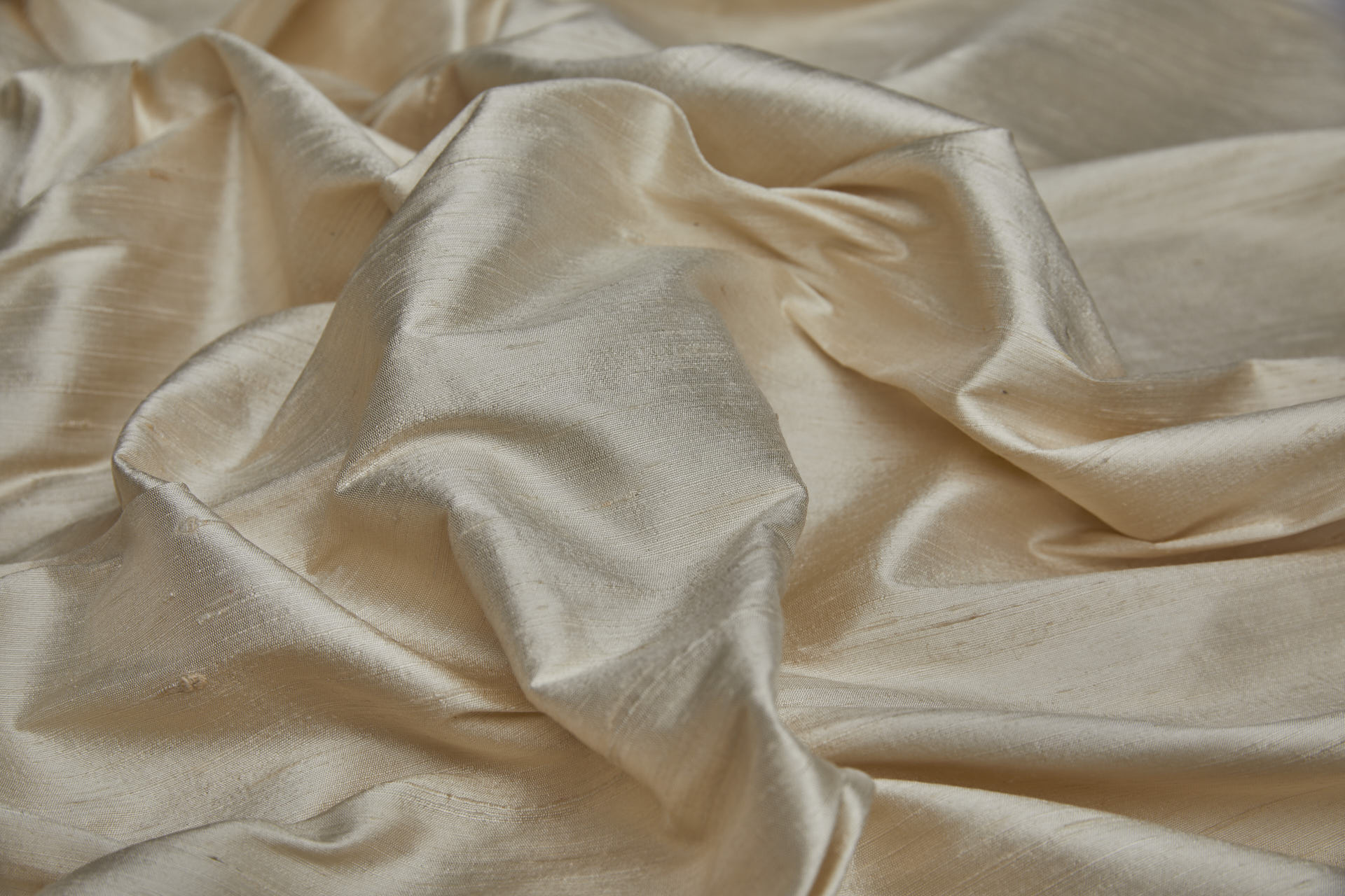 Textured Silk Dupion - Cream - 112cm wide fabric, image 3 of 7